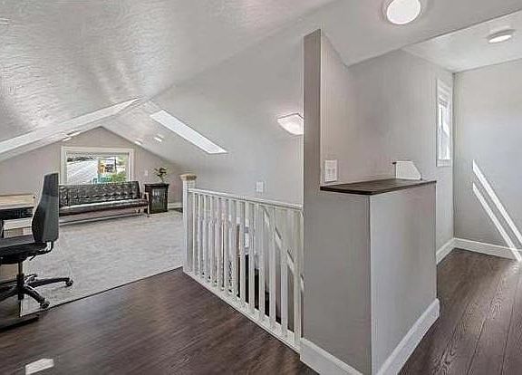 2nd image of 798 Excelsior Ave