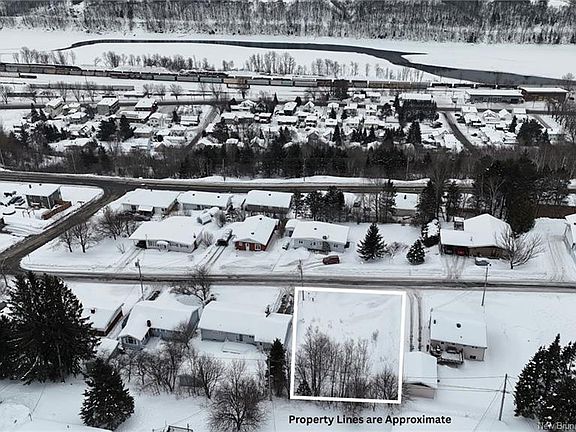 2nd image of 85 Cormier Rd