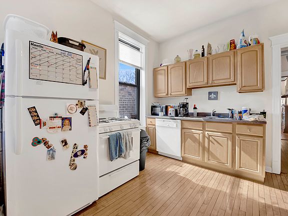 3rd image of 2735 N Magnolia Ave APT 3F
