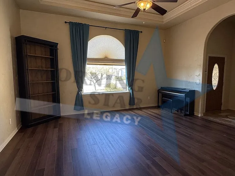 4648 Mesa Rico Dr — Photo 4