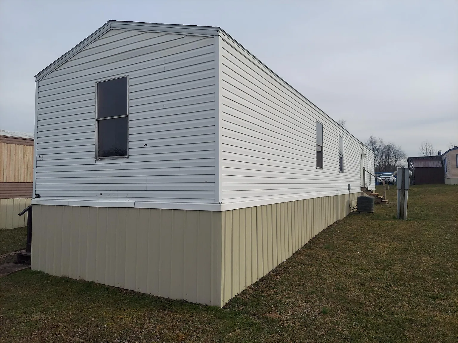 117 Sheila Ln — Photo 2