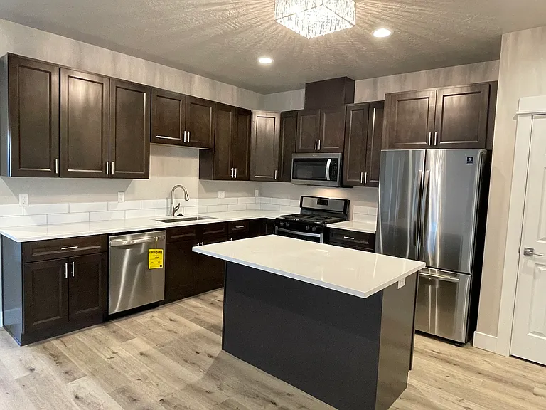 1252 NW Terre View Dr — Photo 6