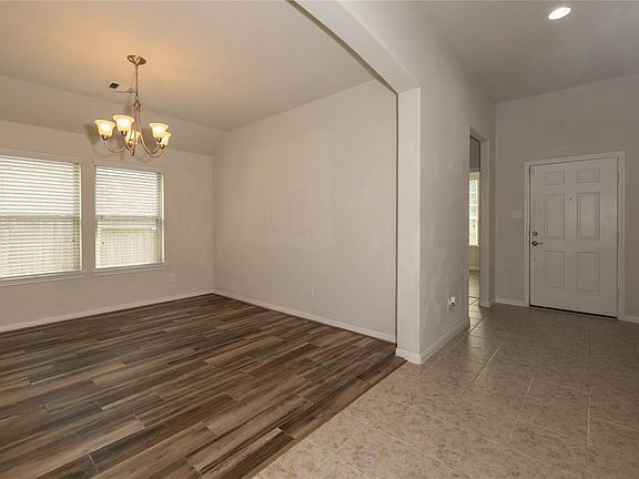 5th image of 30105 Prairie Creek Ct
