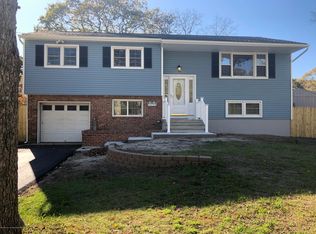 654 Montana Dr, Toms River, NJ