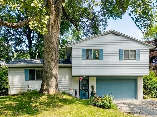 2705 Bellevue Dr, Fort Wayne, IN 46825