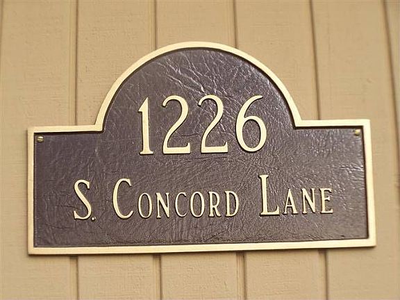 1226 Concord Ln