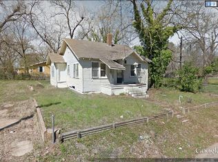 465 13th St NW, Paris, TX 75460