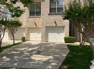 8 Stonebriar Ct #8, Dallas, TX 75206
