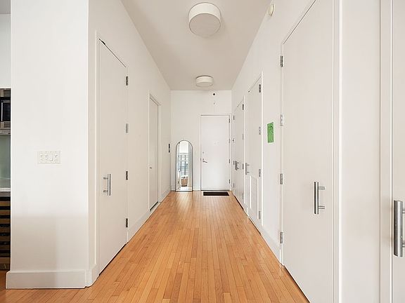 5th image of 25 W Houston St APT 5B