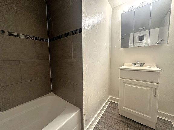 5th image of 5431 Stanton Ave APT 1