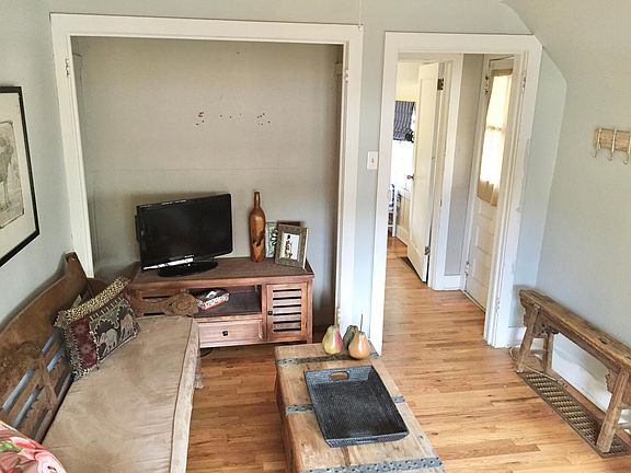 5th image of 1235 N Clarkson St #4
