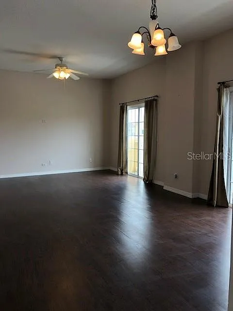 2 bed, 2.0 bath, 1227 sqft, $2,000 — Photo 3