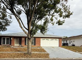 8840 Martinique Ln, Port Richey, FL 34668