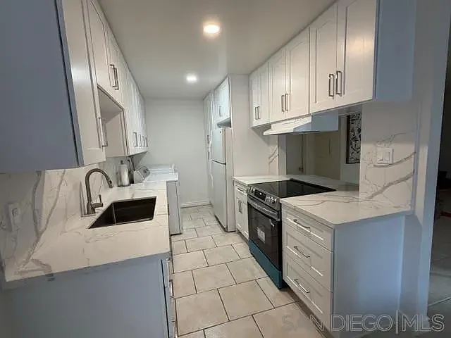 9838 Caminito Bolsa — Photo 5