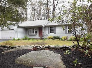 22 Bayberry Rd, Smithfield, RI 02917