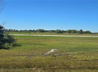 Seneca Dr NW, Lake Placid, FL 33852