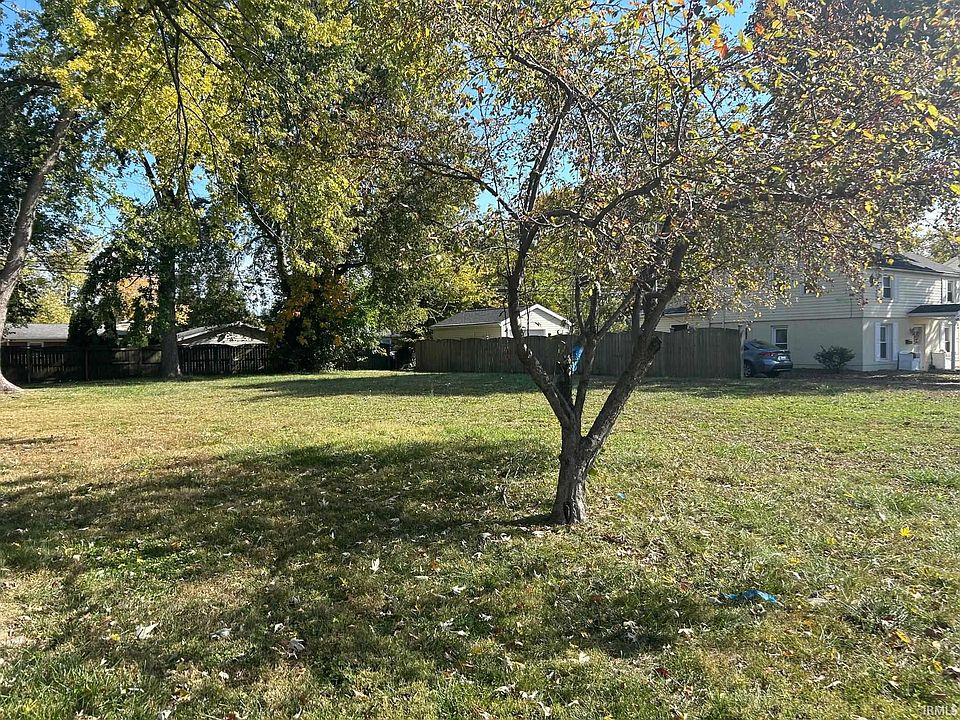 2nd image of 212 Polster Dr