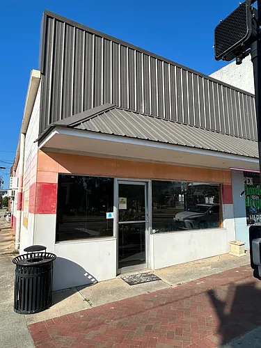 101 W Barnard St Photo 1