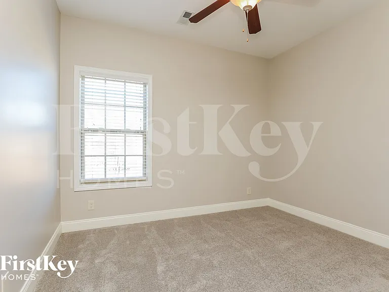3724 Windhaven Ct — Photo 10