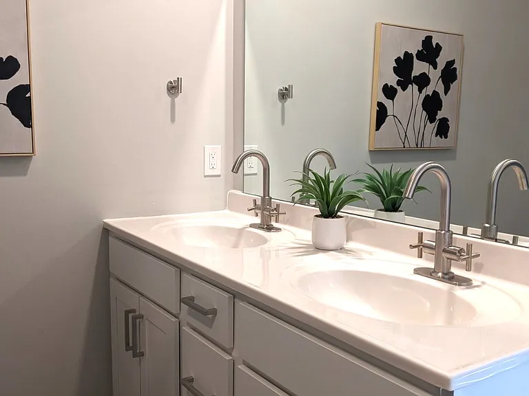 4324 Pine Forest Blvd NE #8 — Photo 15