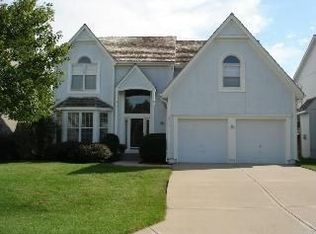8213 W 127th Trl, Overland Park, KS 66213