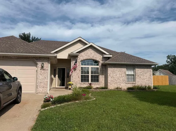 6151 E Douglas Pkwy, Hallsville, MO 65255