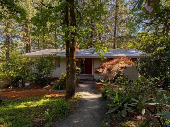 2715 NW Glenwood Pl, Corvallis, OR 97330