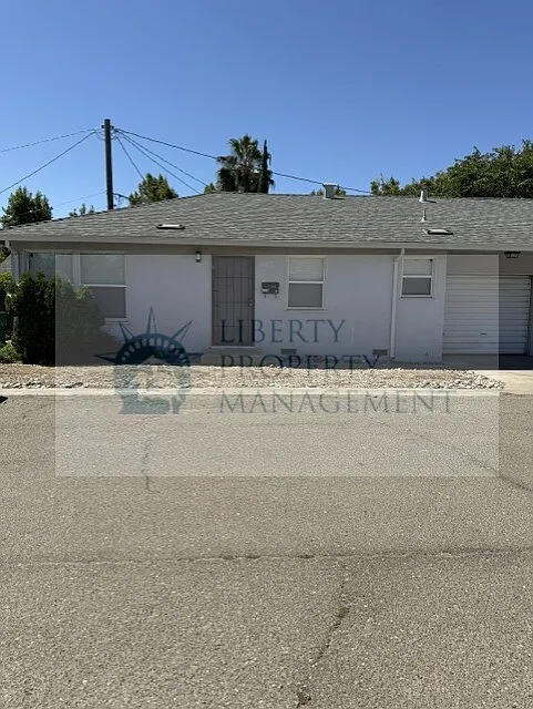 1115 S Central Ave #B