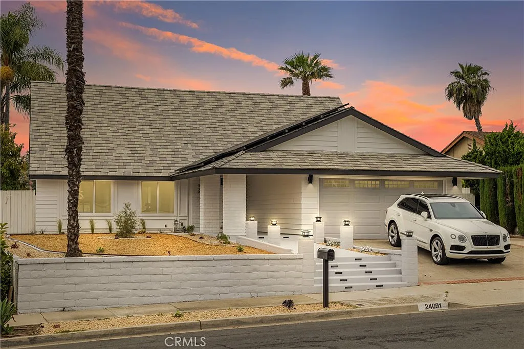 6 bed, 2532 sqft, $16,000 — Photo 2