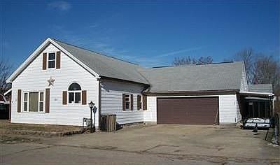2nd image of 21 Dewey St