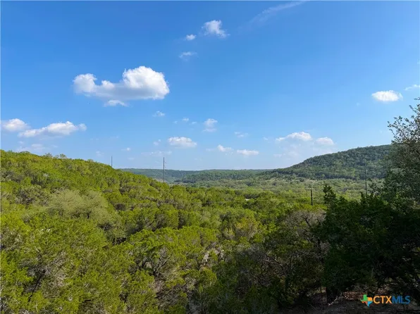 1362 Rockmoor, Canyon Lake, TX 78133