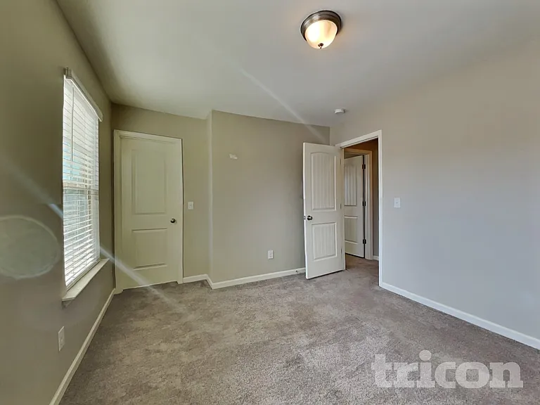 104 Yadkin St — Photo 11