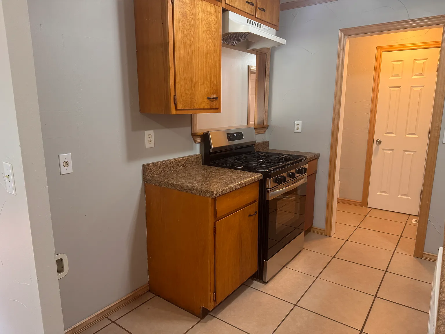 3 bed, 1.5 bath home for rent in Edmond! — Photo 2