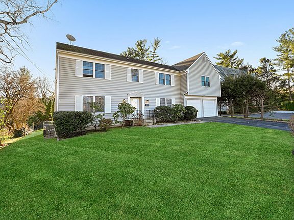 2nd image of 6 Wayside Ln