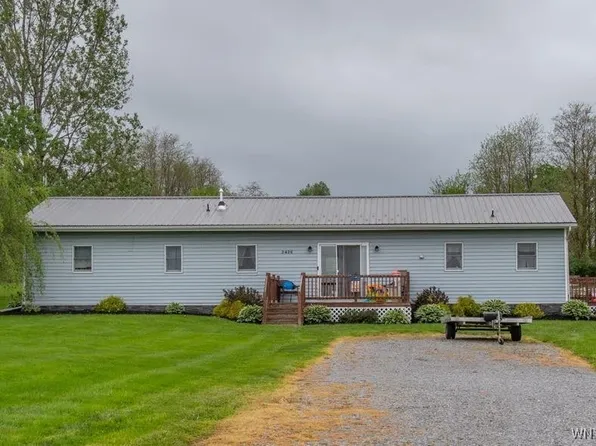 2426 Blackhouse Rd, Warsaw, NY 14569