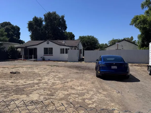 1720 E River Rd, Modesto, CA 95351