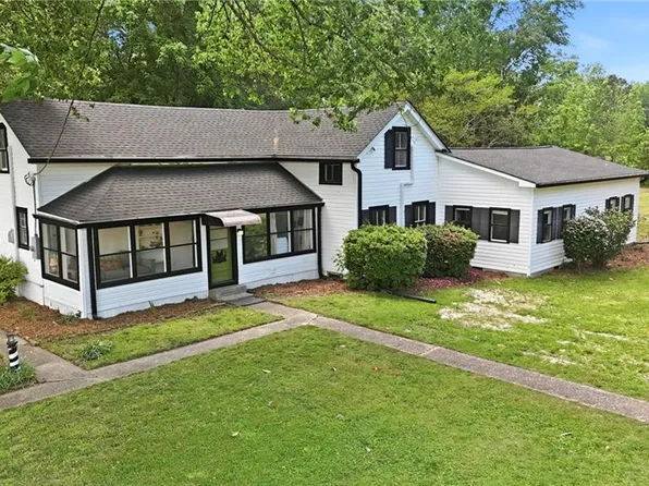 5125 Ballahack Rd, Chesapeake, VA 23322