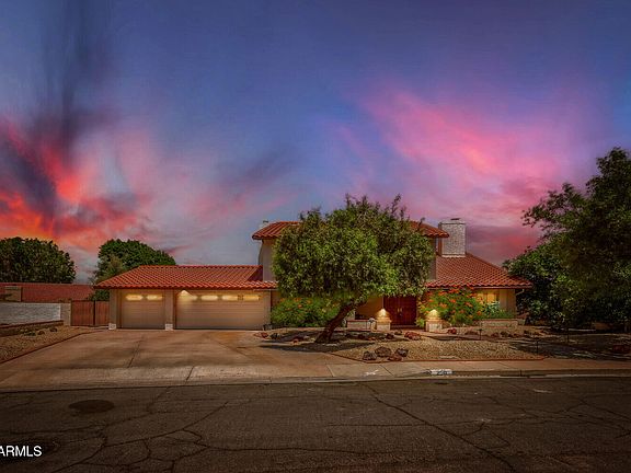 2nd image of 250 E HACKAMORE Street