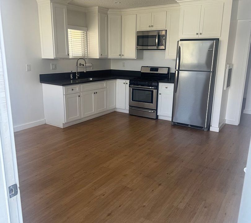 1st image of 21013 Reynolds Dr APT A