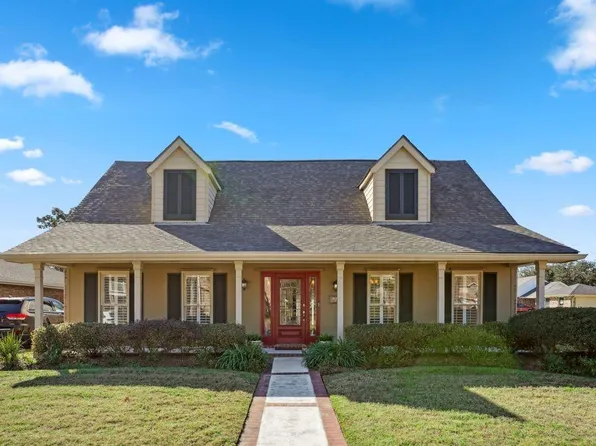 1 N Catahoula Ct, Kenner, LA 70065