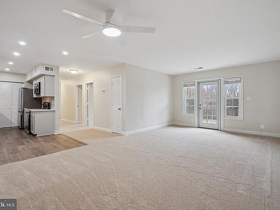 4th image of 8312 Kingsgate Rd APT G