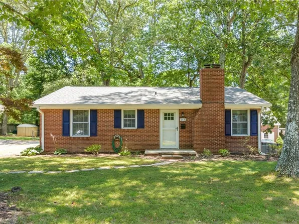 265 Crepe Myrtle Cir, Winston Salem, NC 27106