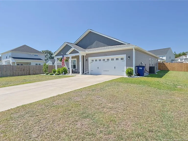 137 Wright Woods Ln — Photo 2