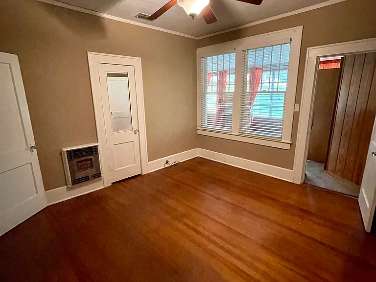 3304 Victory Dr — Photo 5