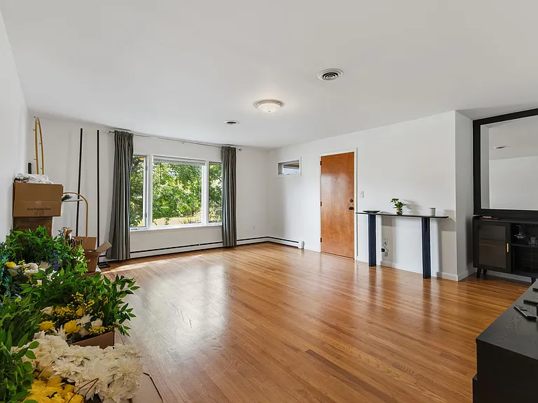 48 John David Ln #2 — Photo 3