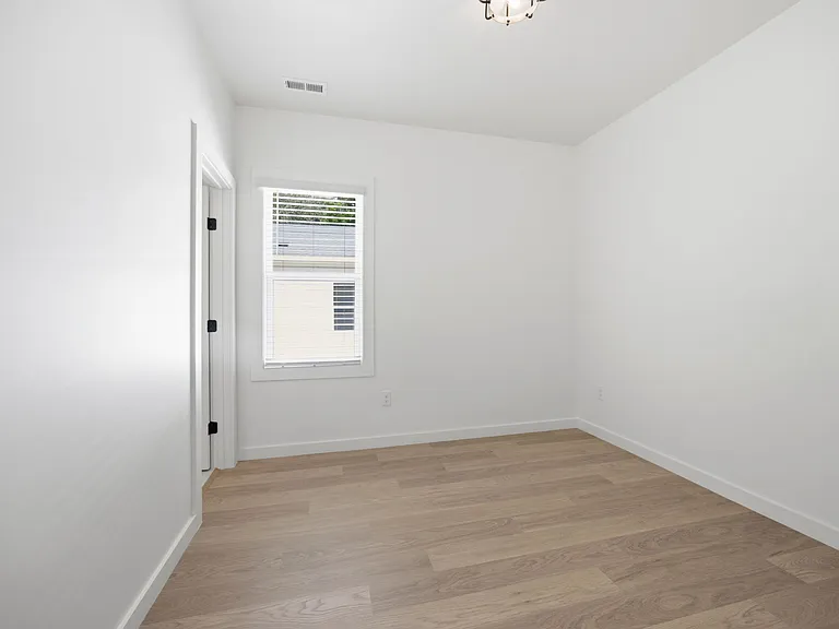 2813 Wilcox Pl — Photo 19