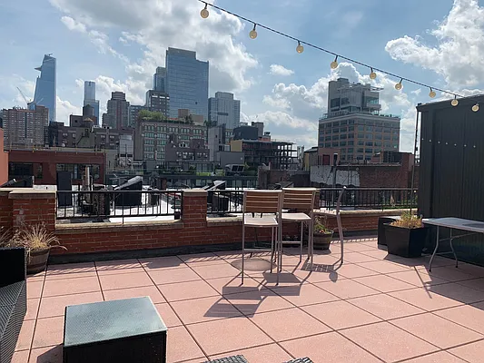 Rented by Charie Properties LLC | media 32