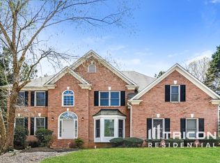 1002 Crofton Lndg, Suwanee, GA 30024