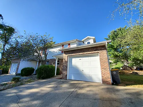 149 E Willow Ct Photo 1