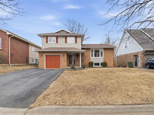 9 Amberwood Ct, Halifax, NS B3M 3X6